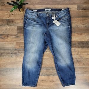 🆕️Torrid Denim Stretchy Ankle Skinny Jeans